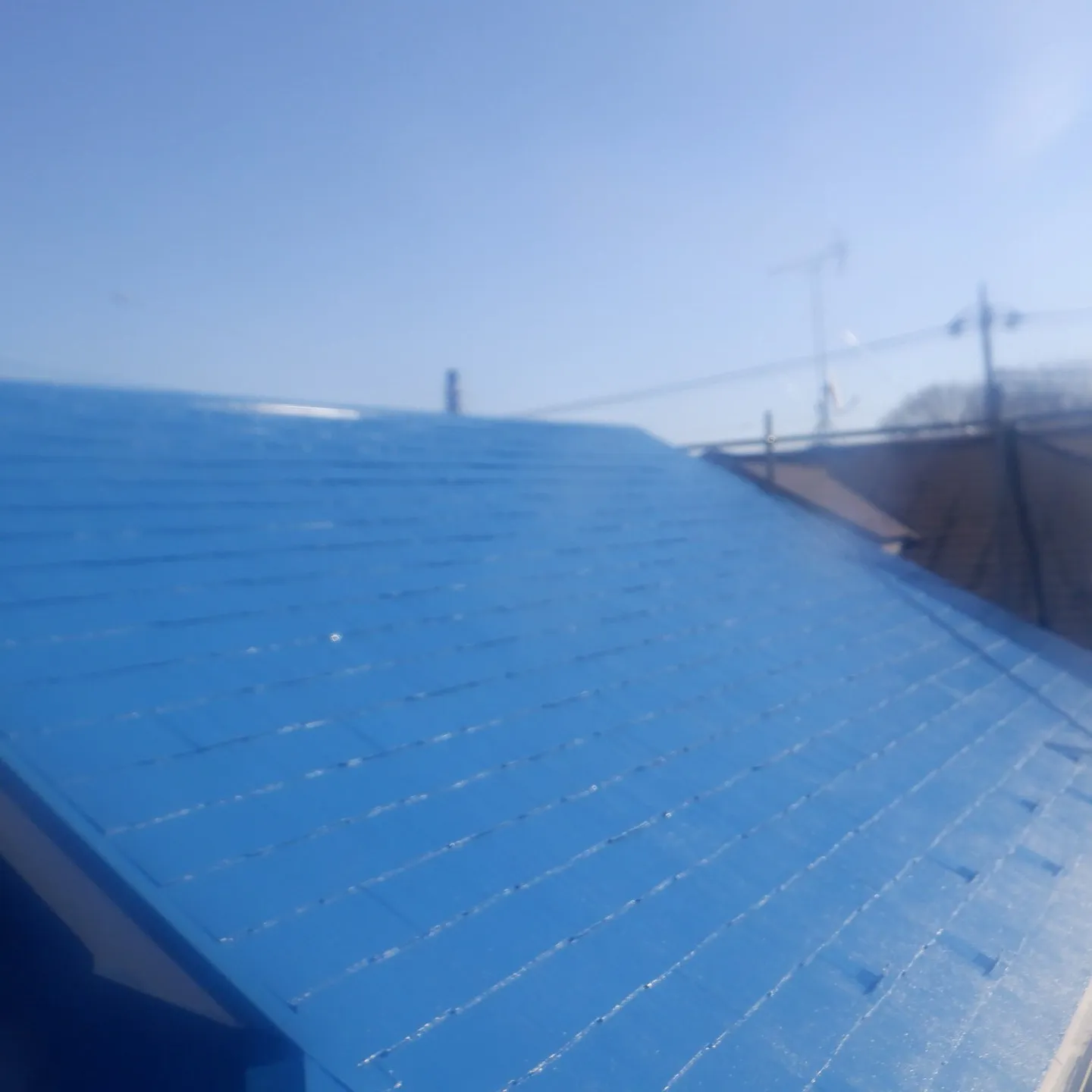 入間市扇台で、お客様のお家の屋根の塗装作業をしました！初めに...